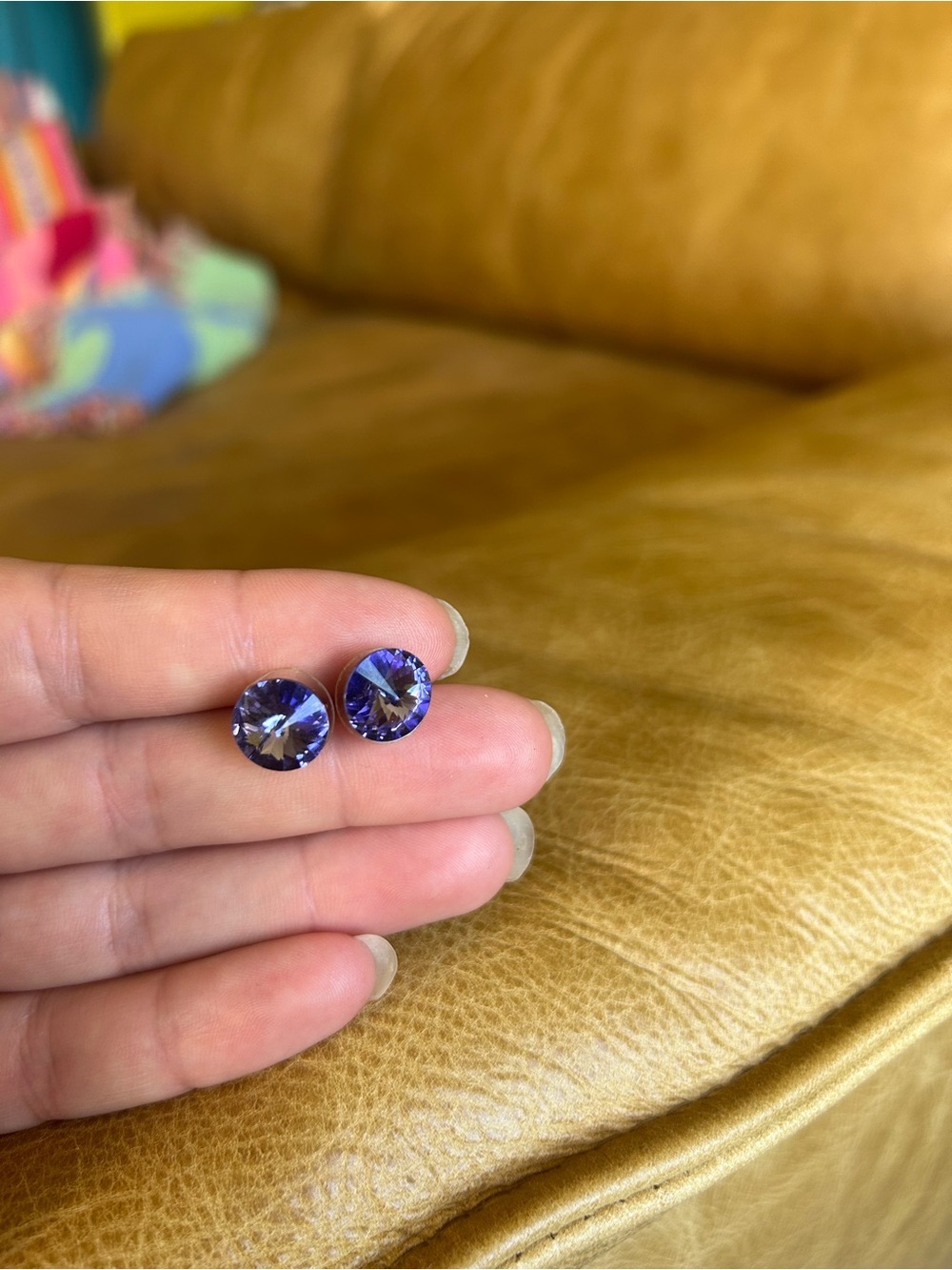 Classic Round Purple Crystal Stud Earrings - Unbranded
